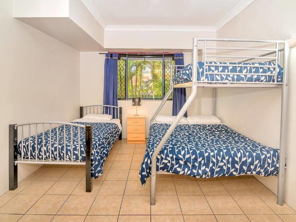 Arrival Lodge Hostel Accommodation Gold Coast Exterior photo